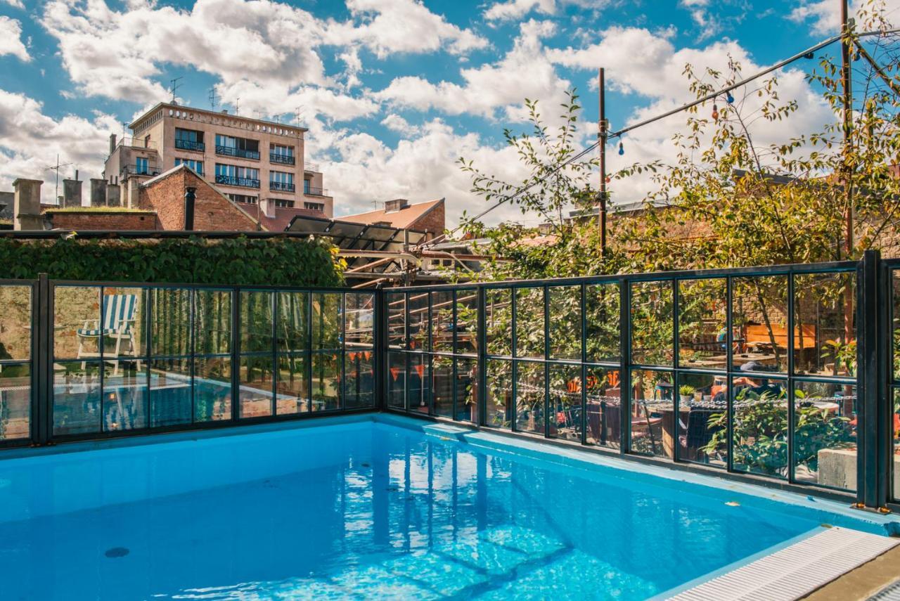 Swanky Central Apartments Загреб Экстерьер фото